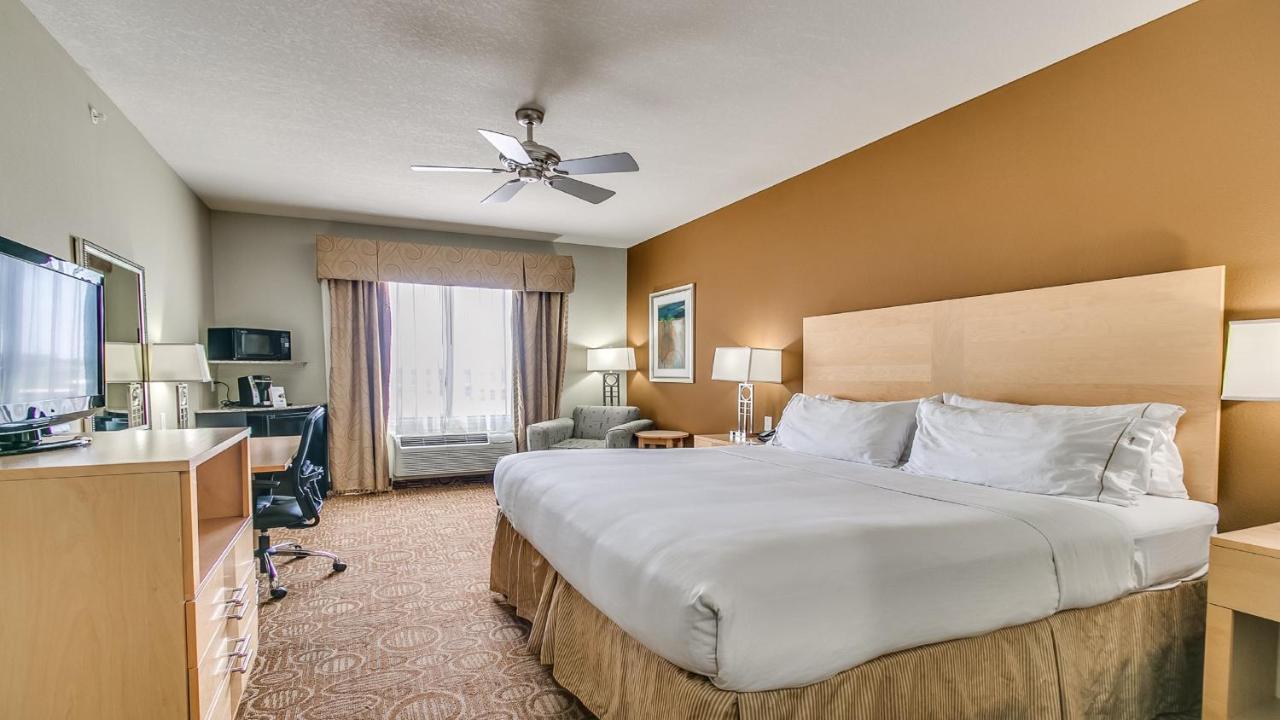 Standard Room,1279318642:JPEG